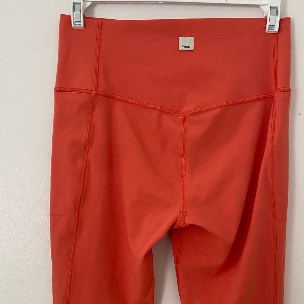 NOT FOR SALE vuori Studio Pocket Legging Grapefruit - Picture 12 of 16
